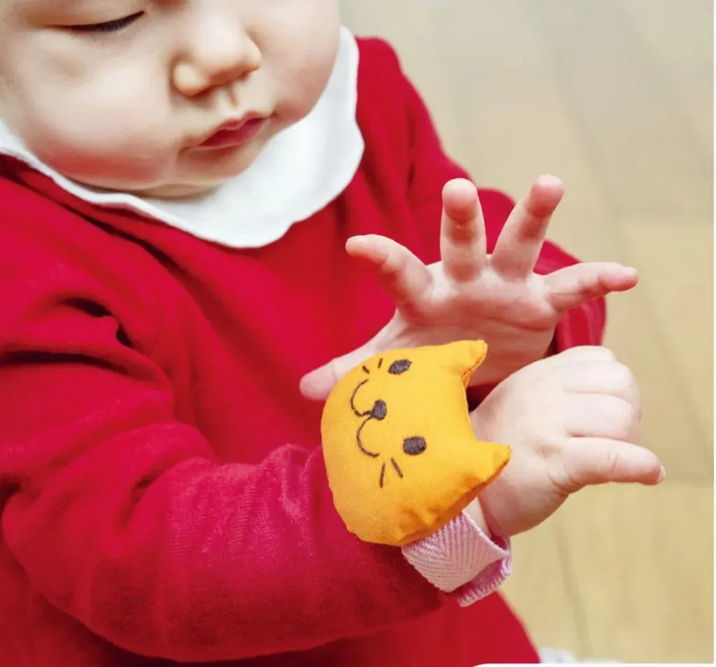 簡単！手作りおもちゃ ０歳児向け 布のアイデア集